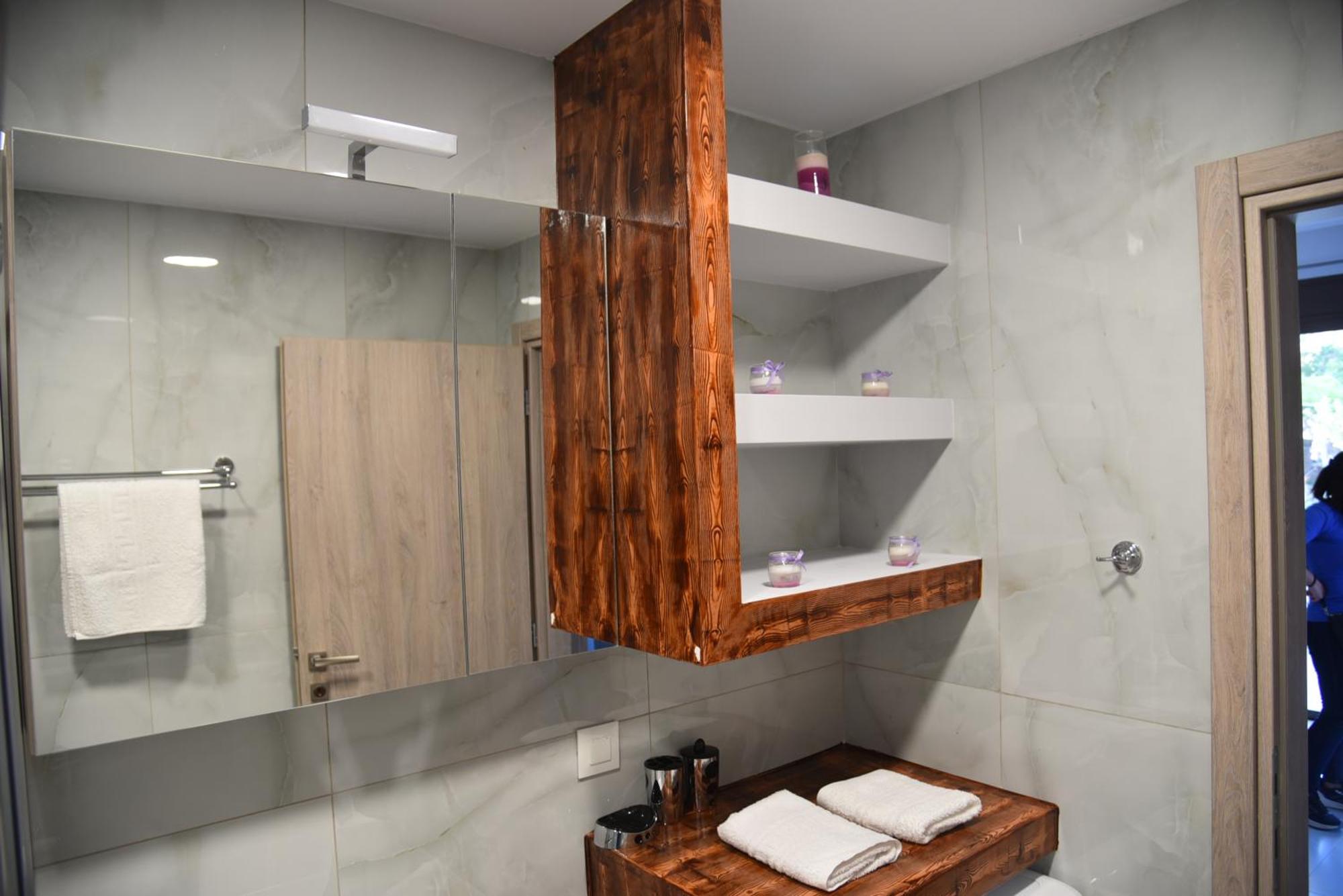 Pirgos Deluxe Apartment - Private Parking Kíssamos Eksteriør bilde