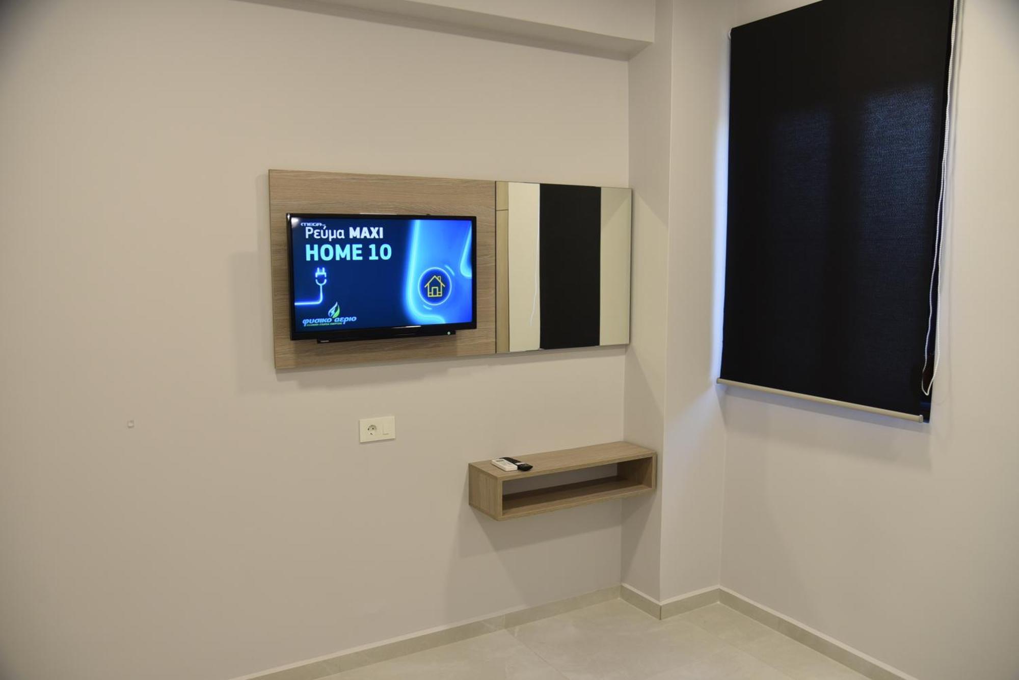 Pirgos Deluxe Apartment - Private Parking Kíssamos Eksteriør bilde