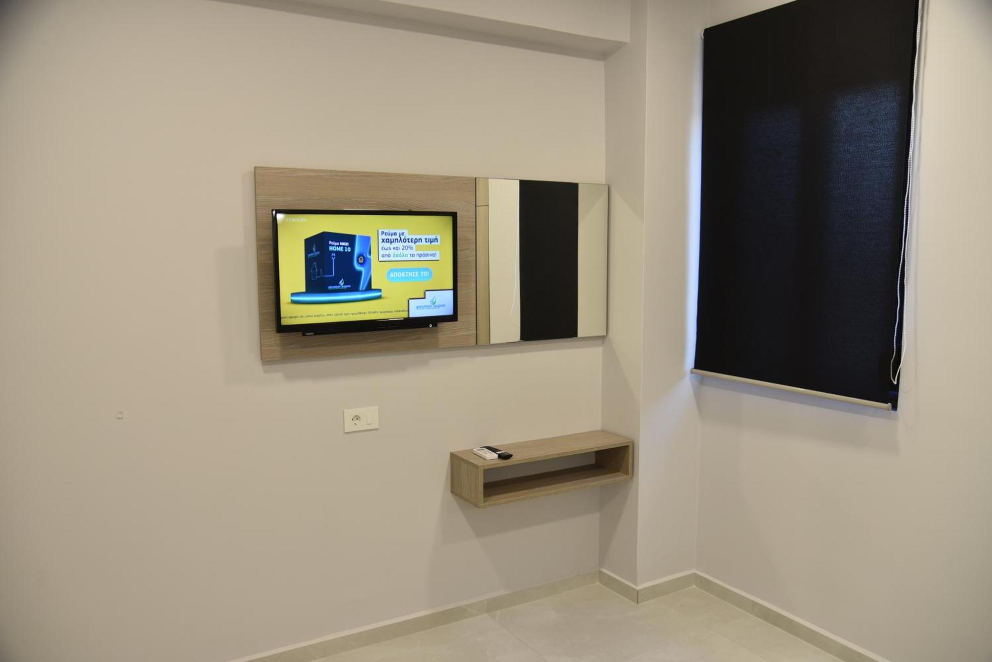 Pirgos Deluxe Apartment - Private Parking Kíssamos Eksteriør bilde