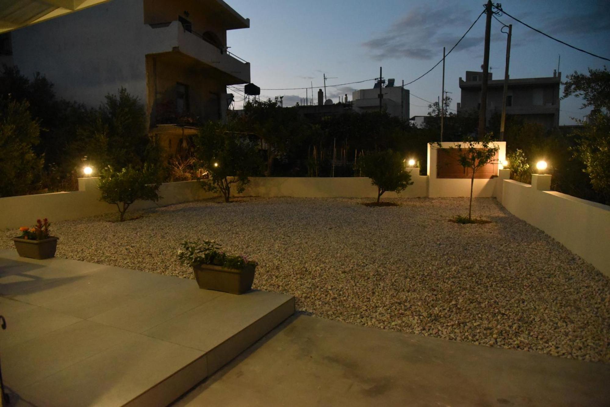 Pirgos Deluxe Apartment - Private Parking Kíssamos Eksteriør bilde