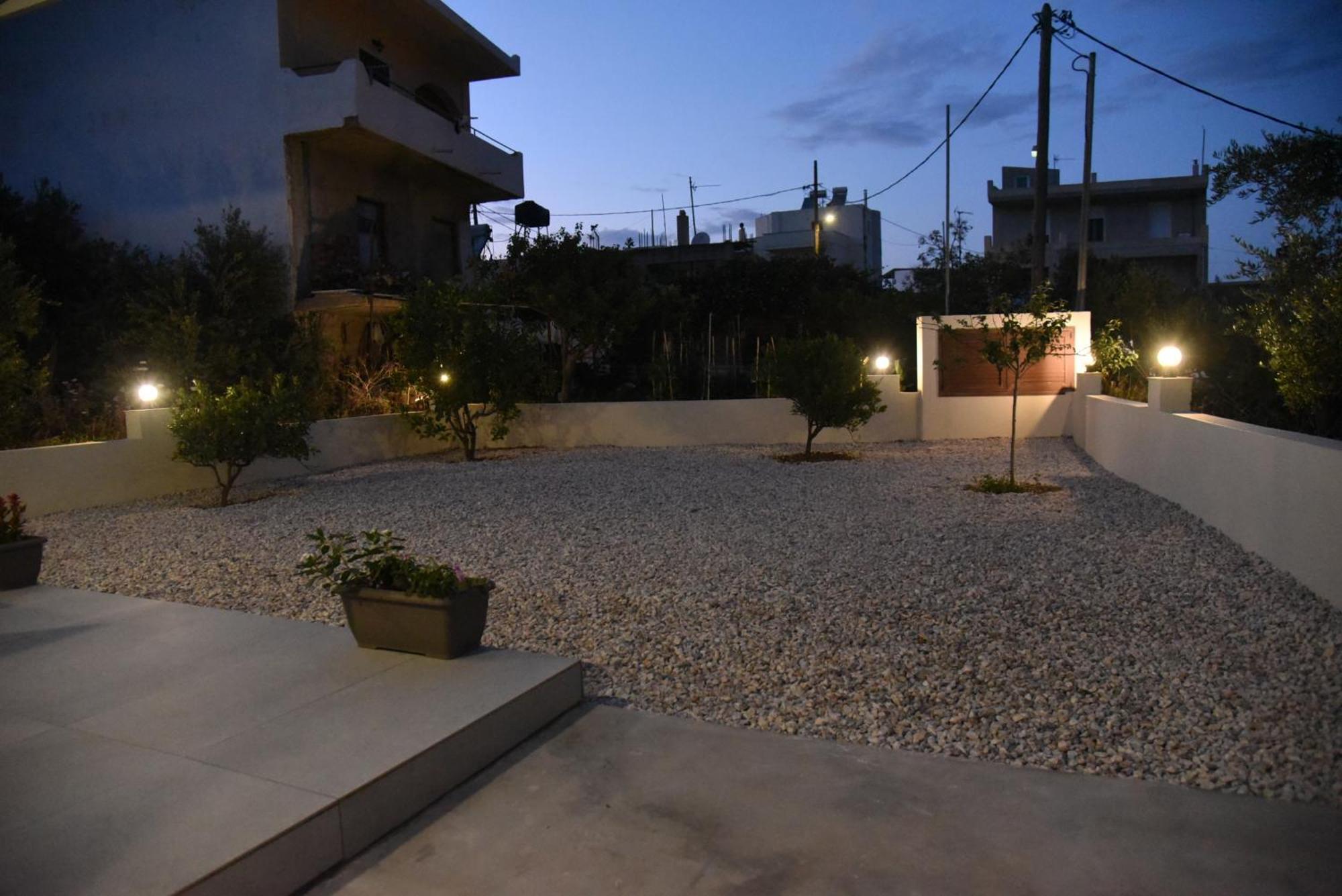 Pirgos Deluxe Apartment - Private Parking Kíssamos Eksteriør bilde